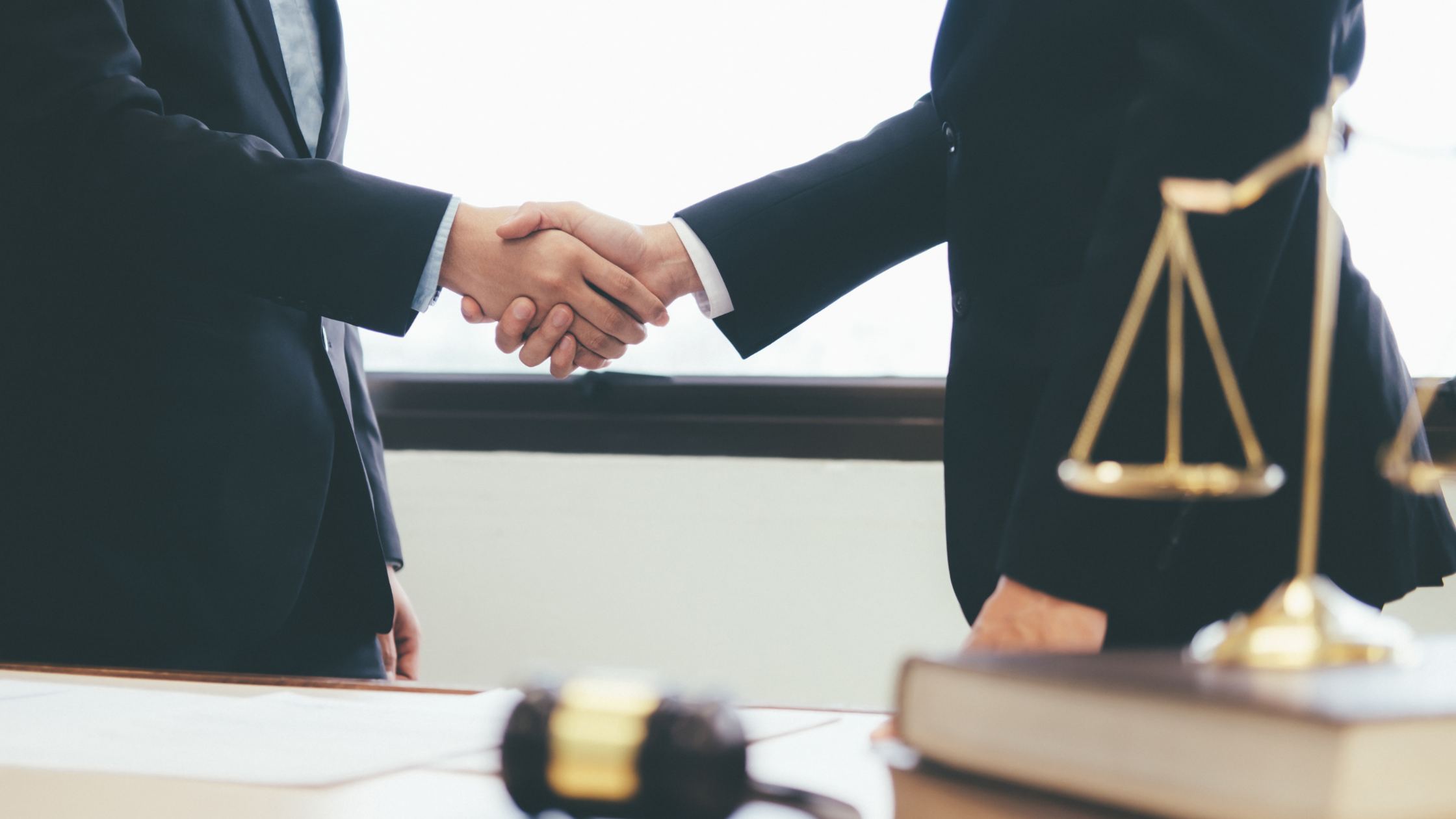 Addressing Legal Recruitment Challenges in Canada: Insights for Law Firm Leaders